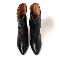 Vully 50 Stiletto*Anonymous Copenhagen Sale